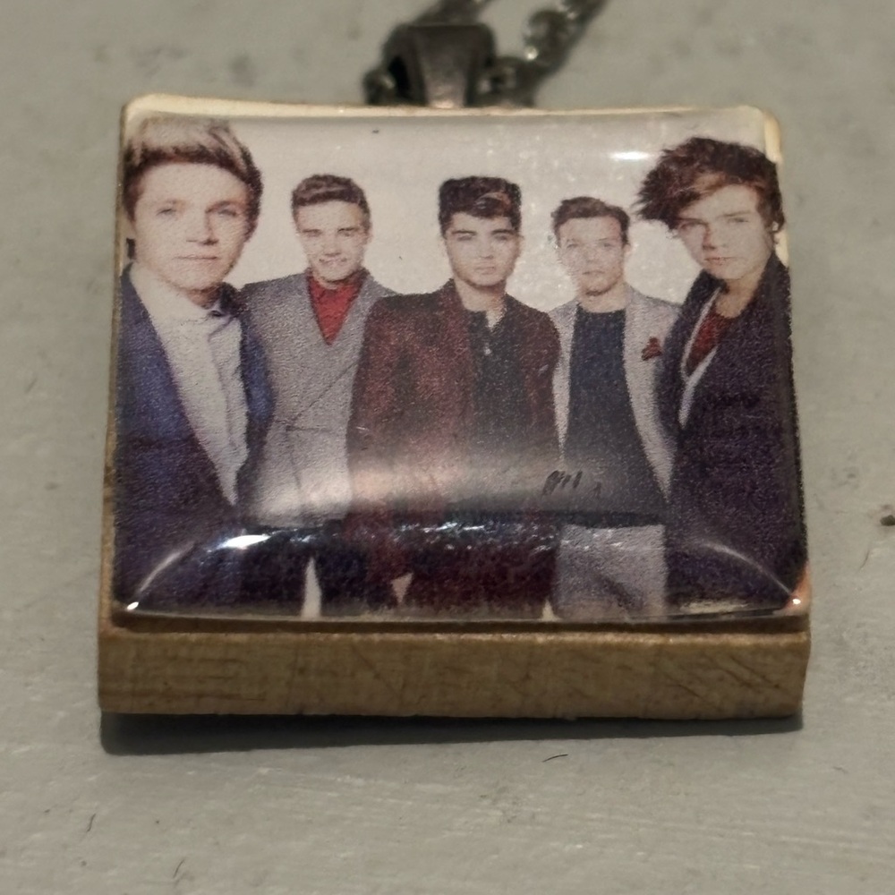 One Direction necklace on a silver chain- wood Pendant w/Band Image Harry Liam
